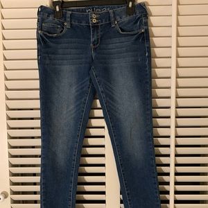 Rue21 Jeans 5/6 Short Low Rise